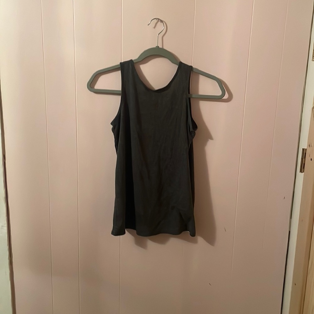 Old navy tank top